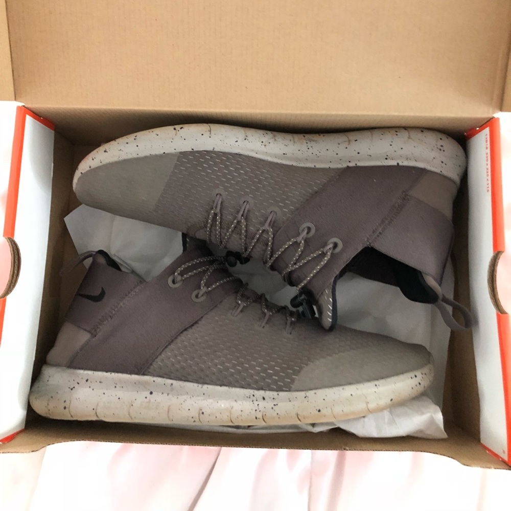 Nike Free Run Commuter 10.5